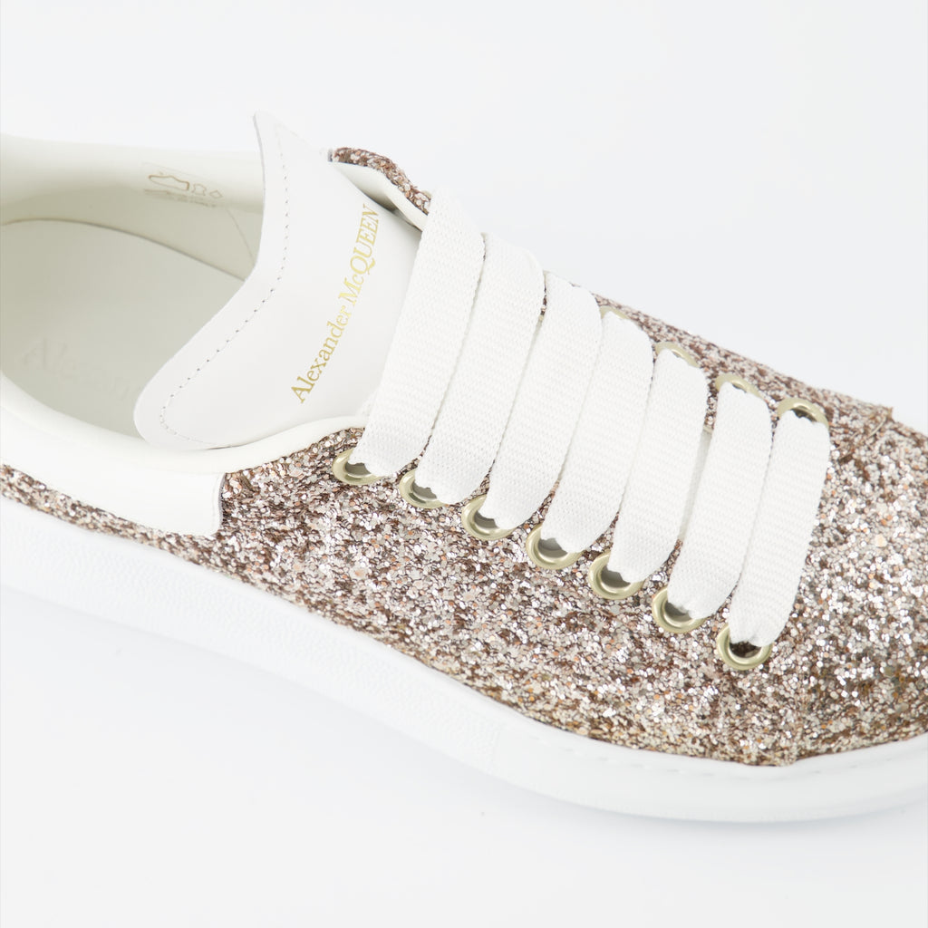 スニーカー オーバーサイズスニーカー Alexander McQueen 金 女性