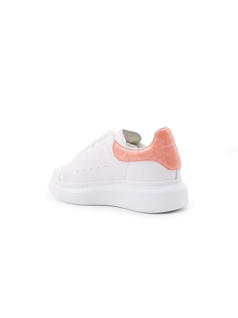 Shoes Oversized crocodile sneakers Alexander McQueen Pink Girls (3 years and over)