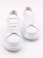 Shoes Oversized crocodile sneakers Alexander McQueen Pink Girls (3 years and over)