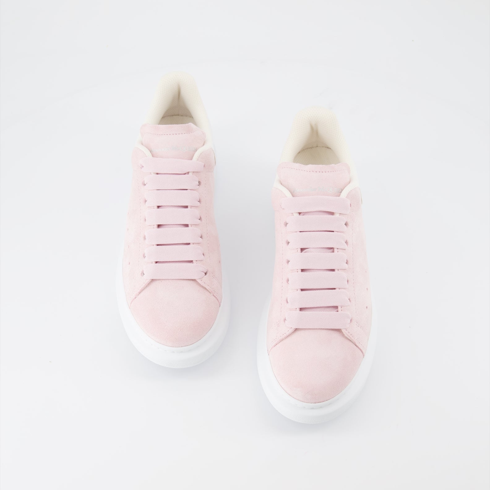 スニーカー オーバーサイズスニーカー Alexander McQueen ピンク 女性