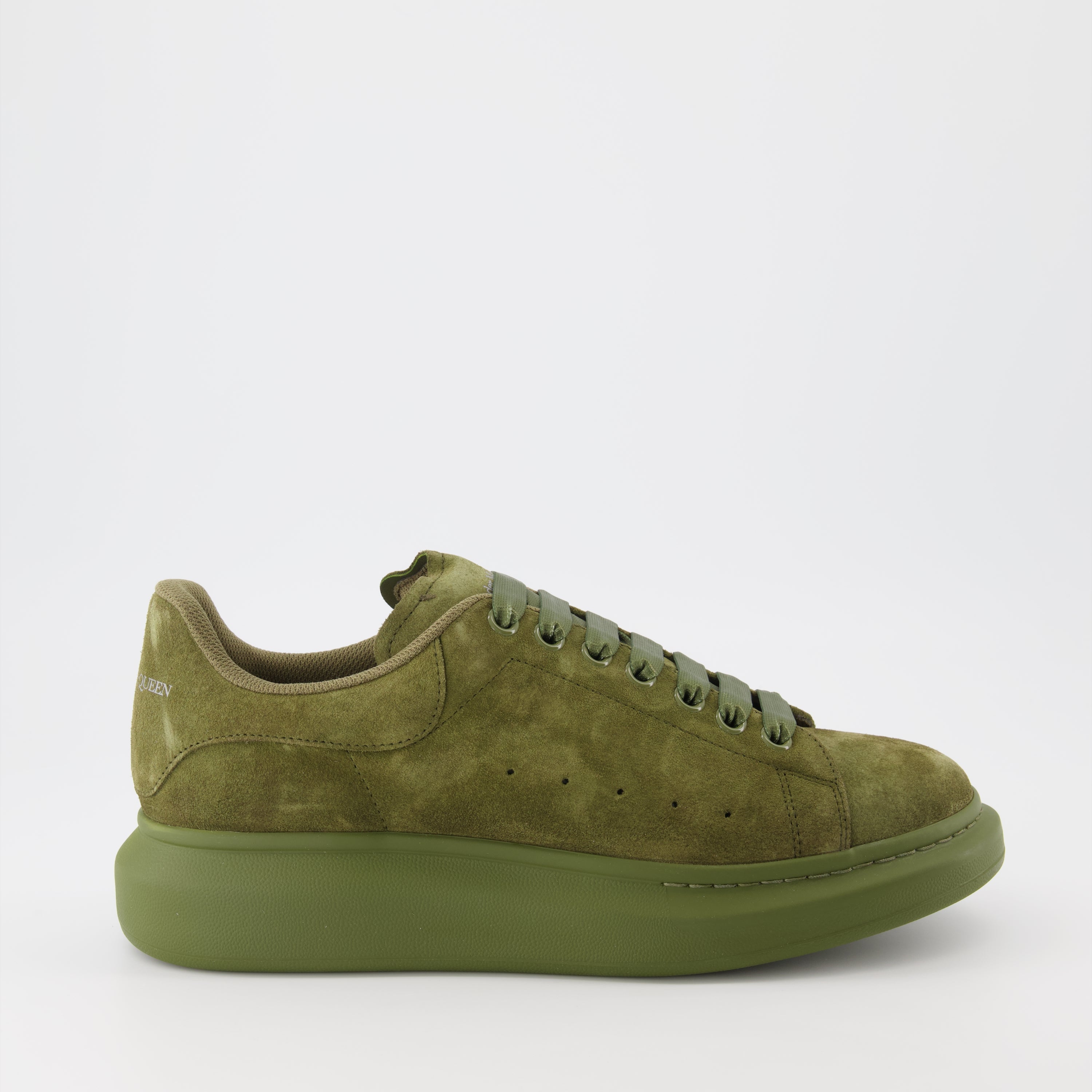 Baskets oversize en daim vert