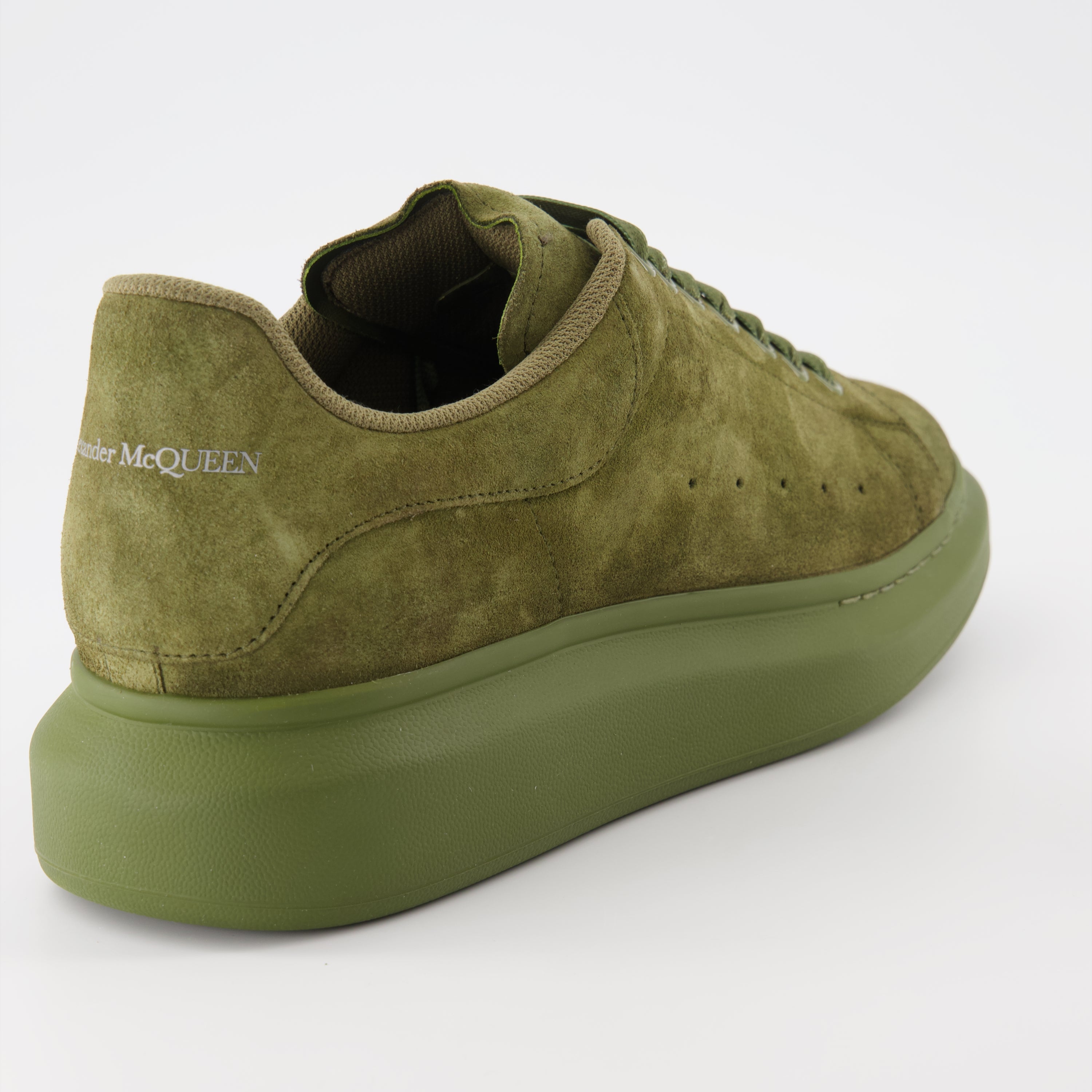 Baskets oversize en daim vert
