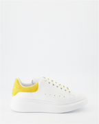 スニーカー オーバーサイズスニーカー Alexander McQueen 黄色 女性