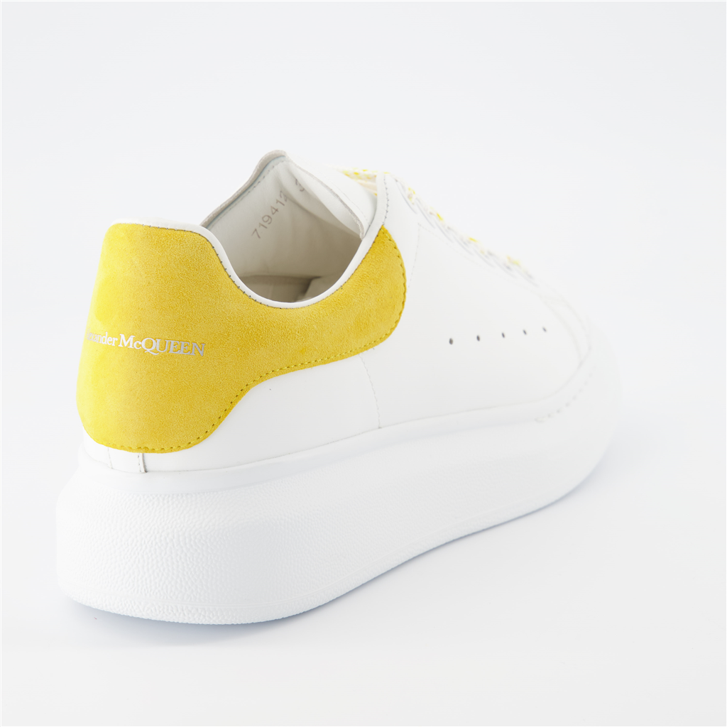 スニーカー オーバーサイズスニーカー Alexander McQueen 黄色 女性