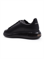 Sneakers Oversized sneakers Alexander McQueen Black Man