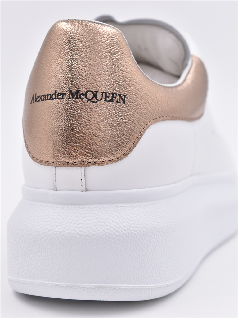 Sneakers Oversized sneakers Alexander McQueen Gold Women