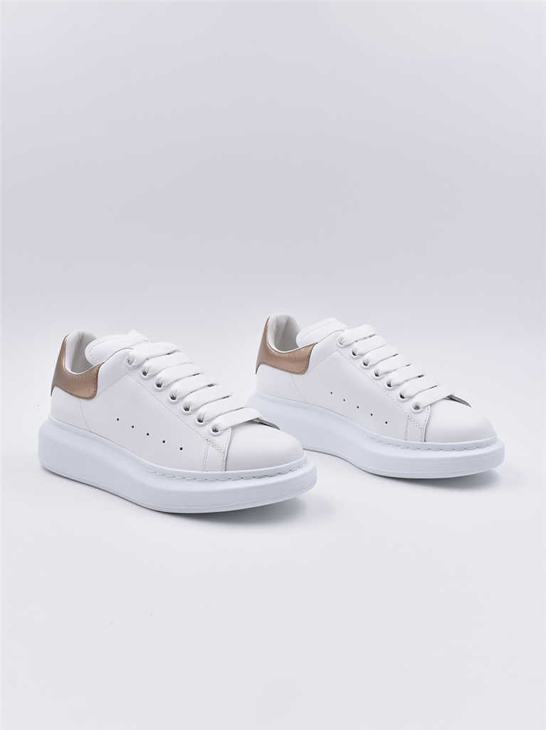 Sneakers Oversized sneakers Alexander McQueen Gold Women