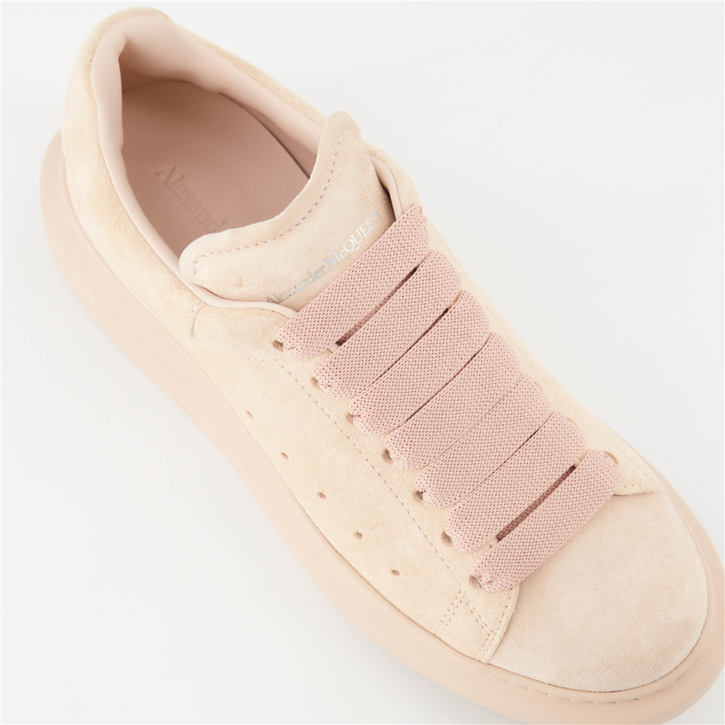 スニーカー オーバーサイズスニーカー Alexander McQueen ピンク 女性