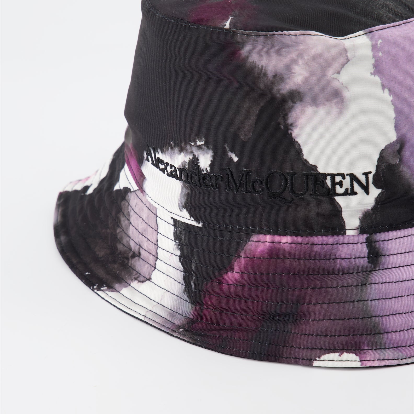 Hats, caps and beanies Graffiti reversible bucket hat Alexander McQueen Multicolor Women
