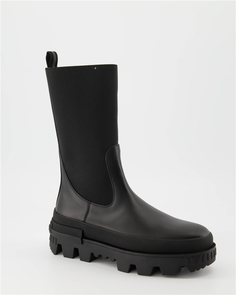 Boots Moncler: The Ultimate in Luxury Outerwear Moncler Black Women