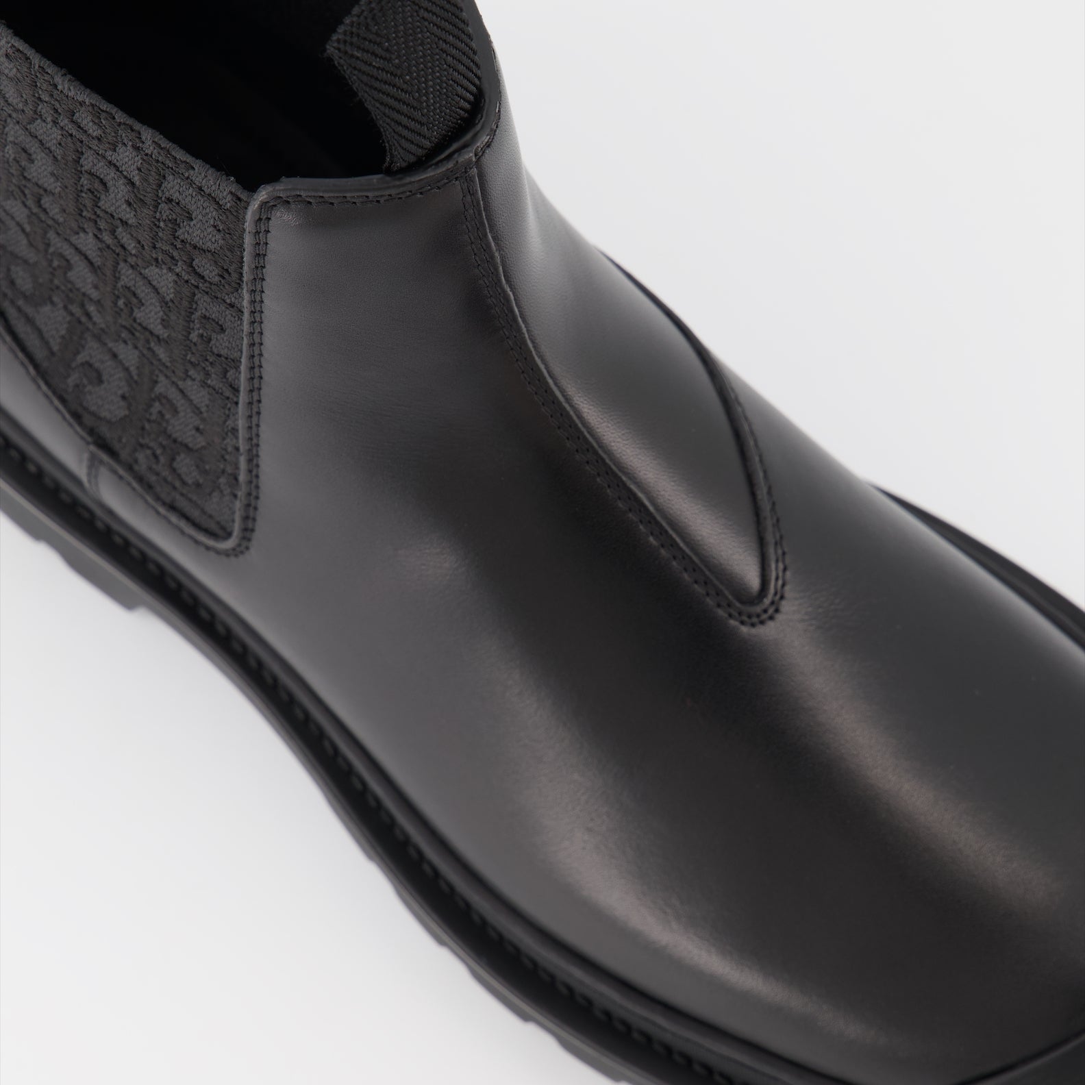 Botas e botins Bottines Chelsea Explorer Dior Preto Homme