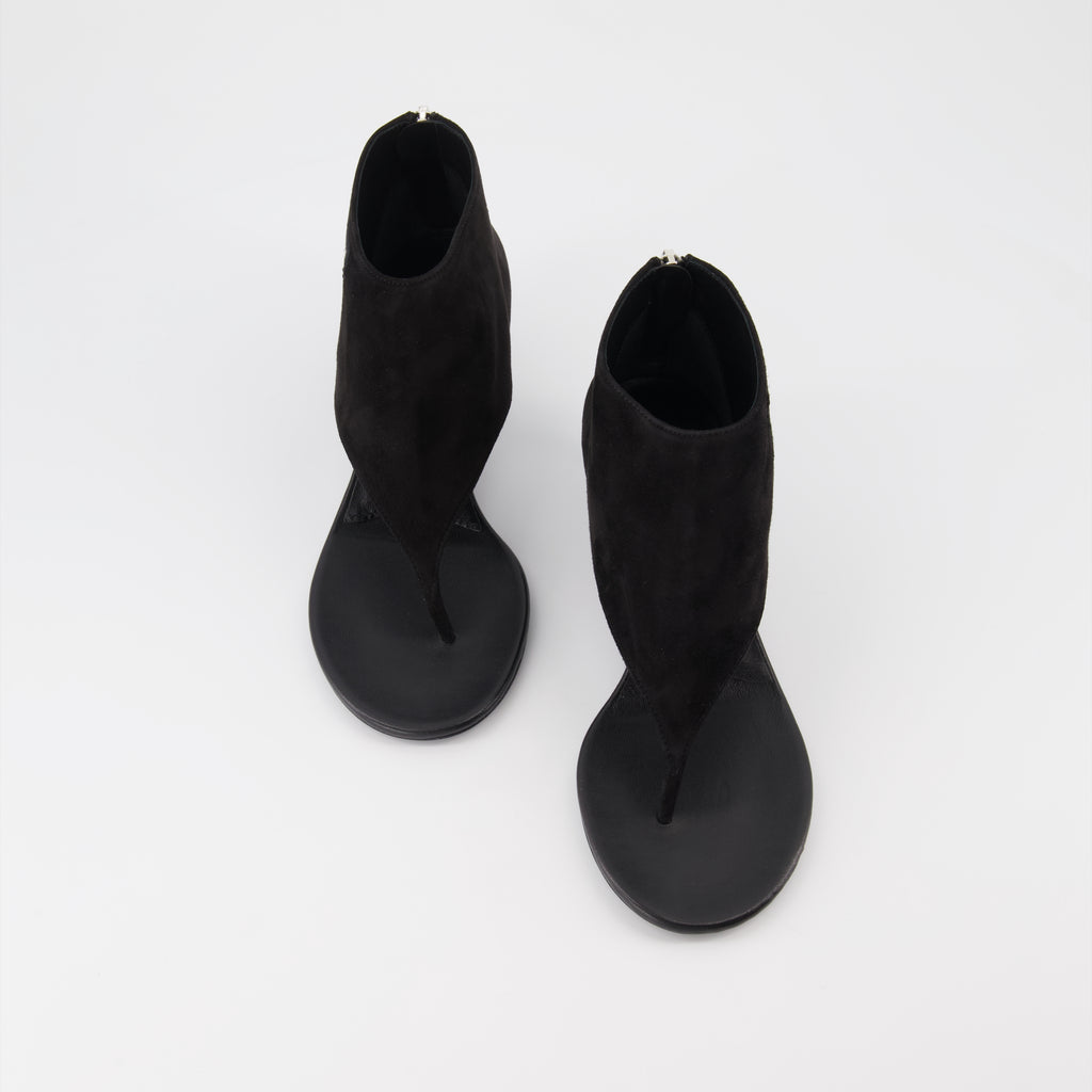 Bottines tongs en cuir noir