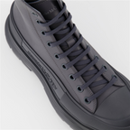 Bottes et bottines Bottines Tread Slick Alexander McQueen Gris Homme