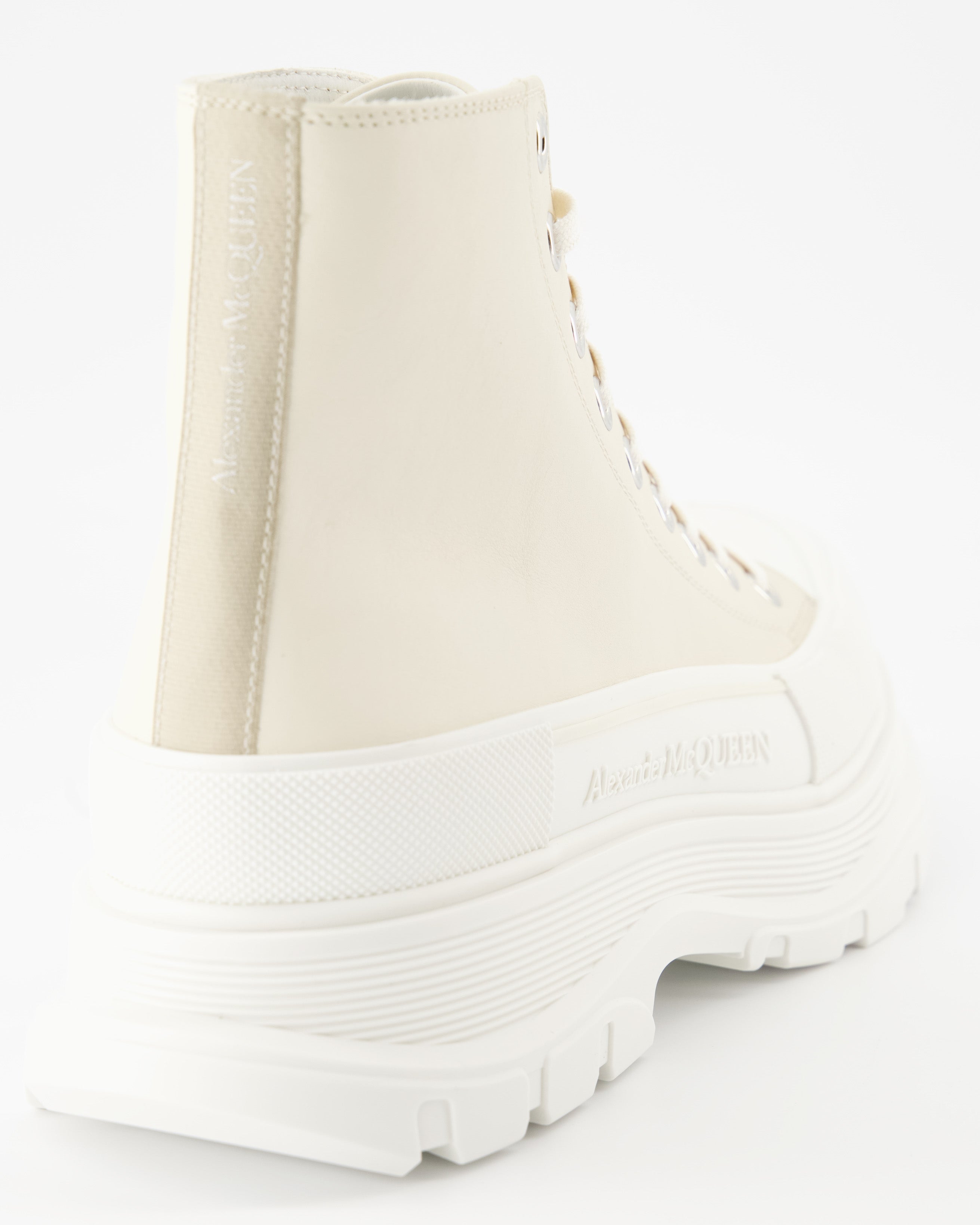 Bottes et bottines Bottines Tread Slick Alexander McQueen Beige Homme