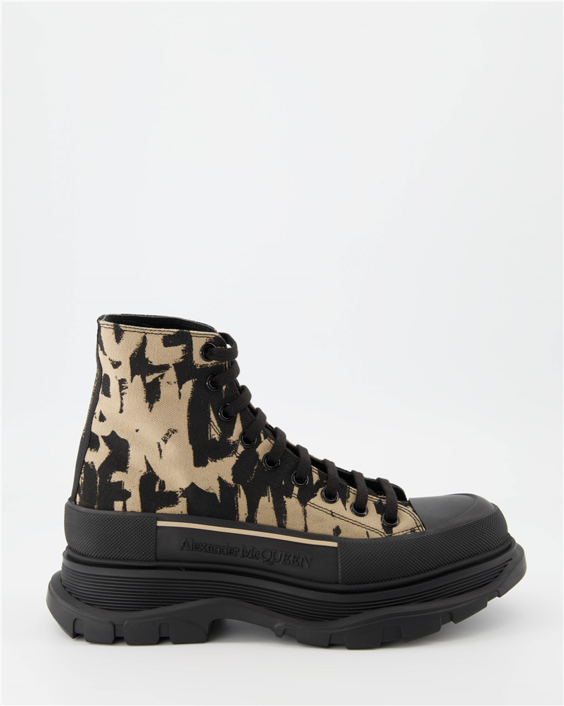 Bottes et bottines Bottines Tread Slick Graffiti Alexander McQueen Beige Homme