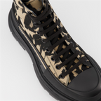 Bottes et bottines Bottines Tread Slick Graffiti Alexander McQueen Beige Homme