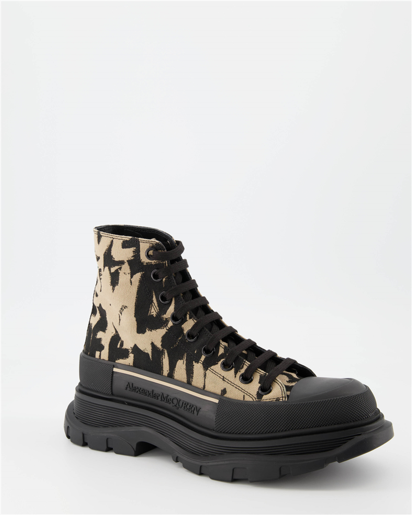 Bottes et bottines Bottines Tread Slick Graffiti Alexander McQueen Beige Homme