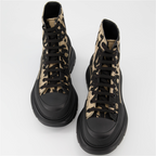 Bottes et bottines Bottines Tread Slick Graffiti Alexander McQueen Beige Homme