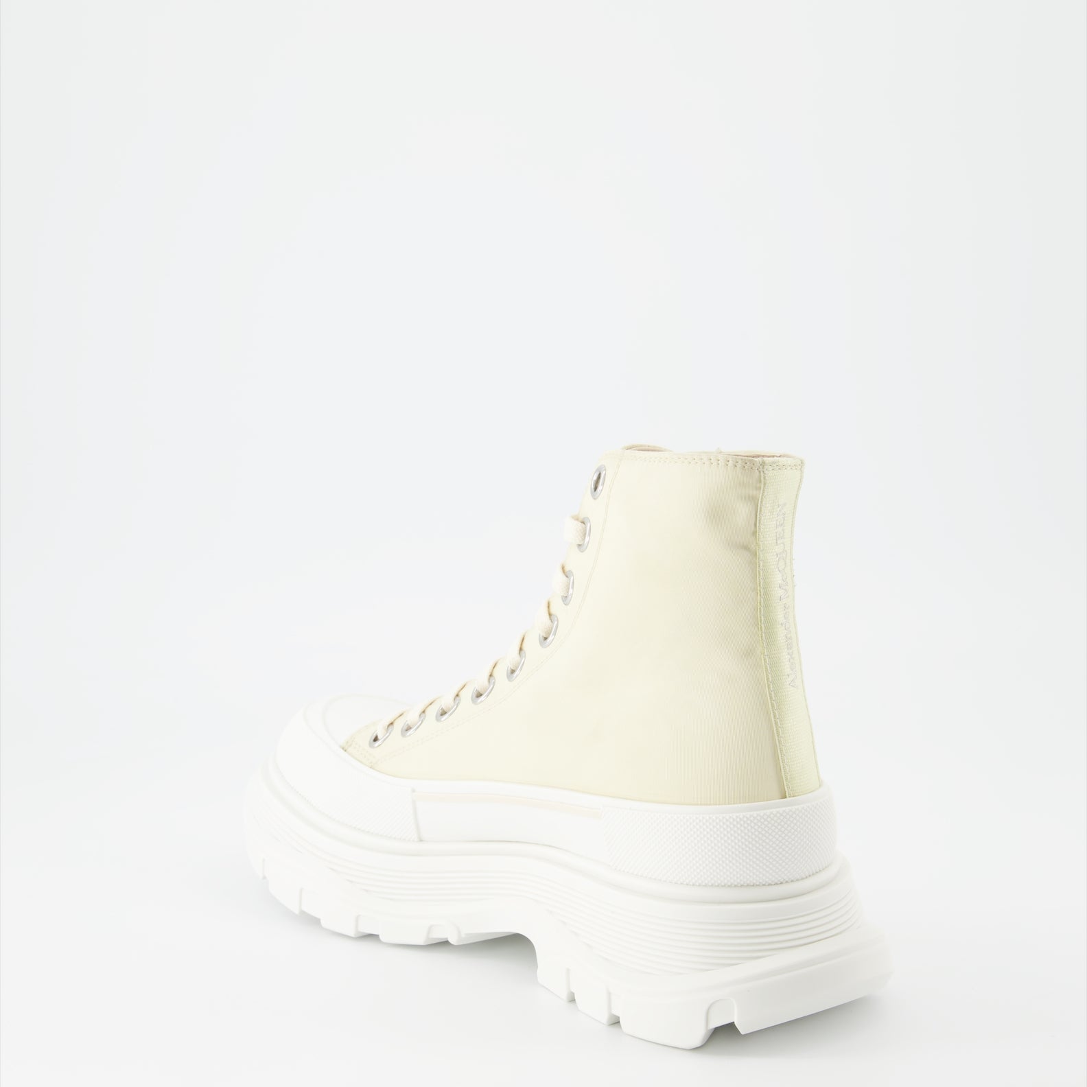 Bottines Bottines Tread Slick Graffiti Alexander McQueen Beige Femme