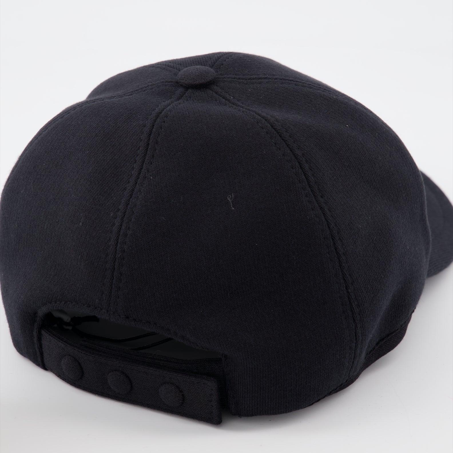 Chapeaux, casquettes et bonnets Casquette TB Burberry Noir Unisexe