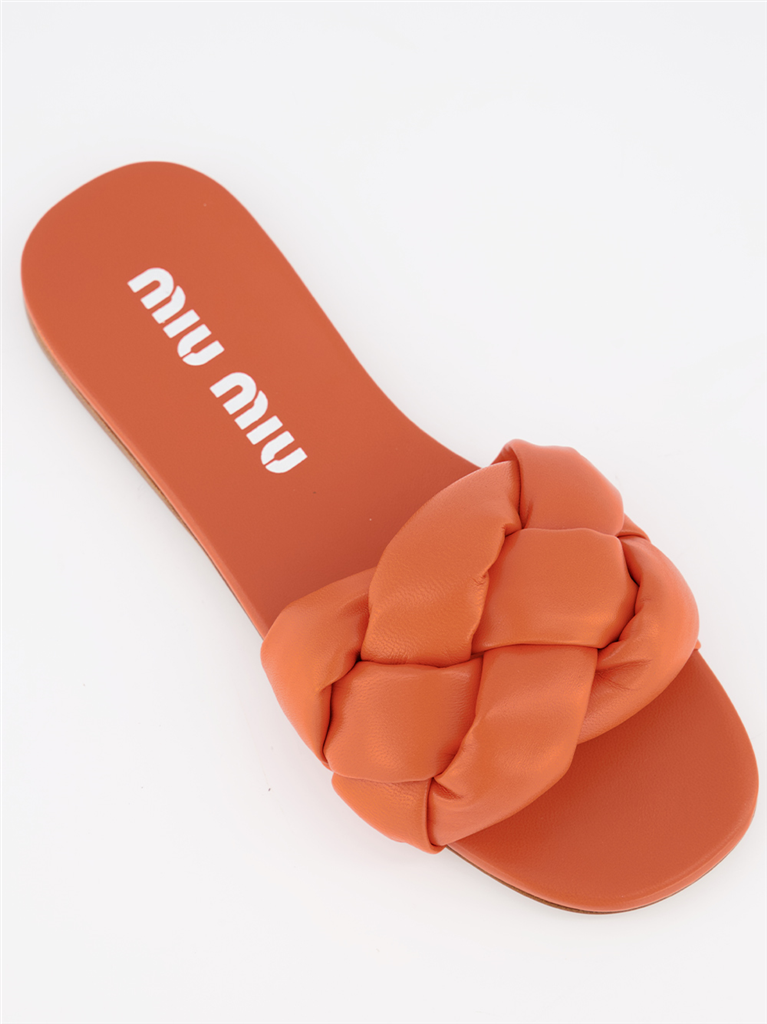 Zapatos abiertos Claquettes en cuir Miu Miu Naranja Femme