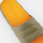 Sapatos abertos Claquettes Lilo Moncler Cáqui Homme