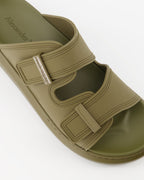 Zapatos abiertos Claquettes oversize Alexander McQueen Verde Homme