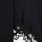 Jupe asymétrique à bords en dentelle