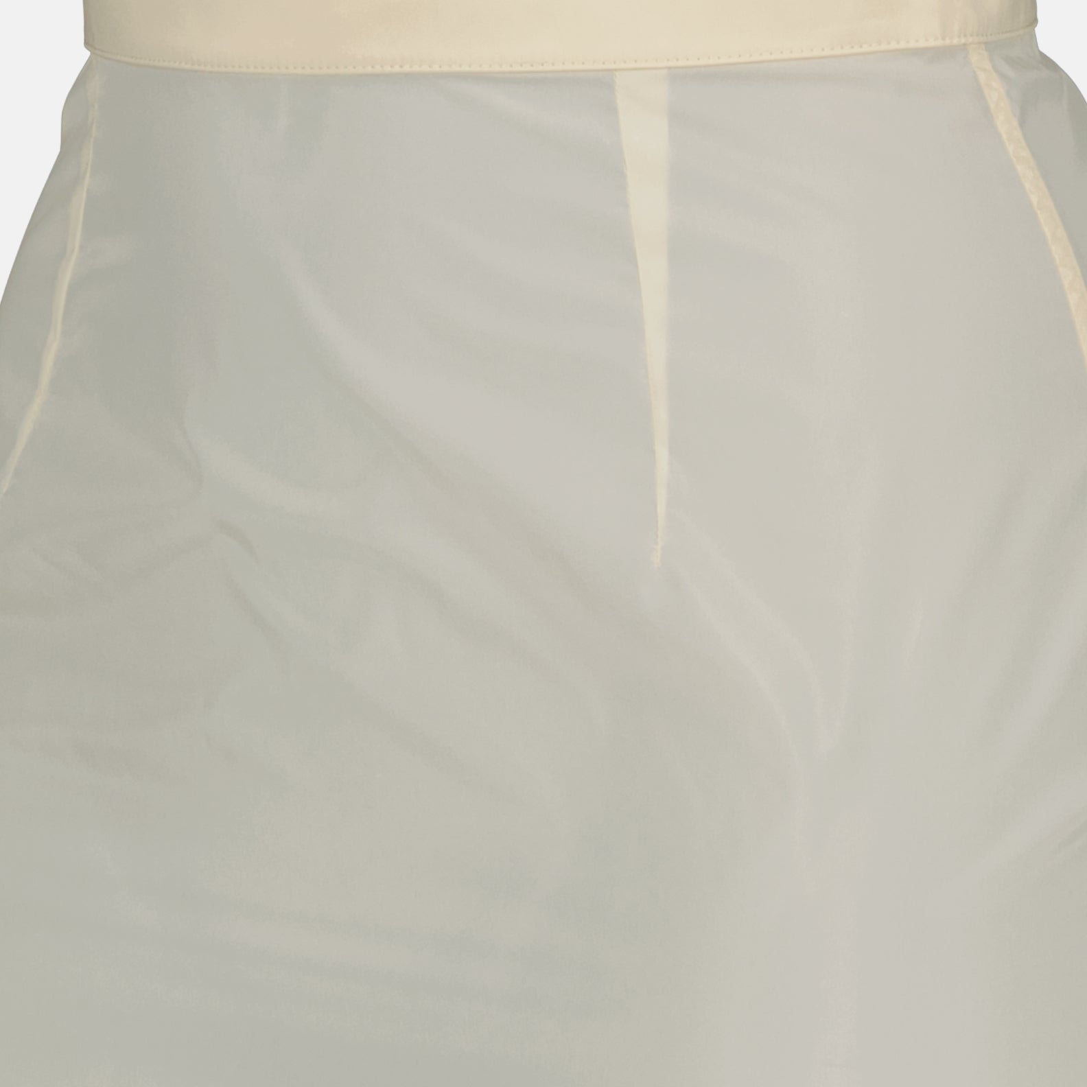 Jupe en similicuir noir