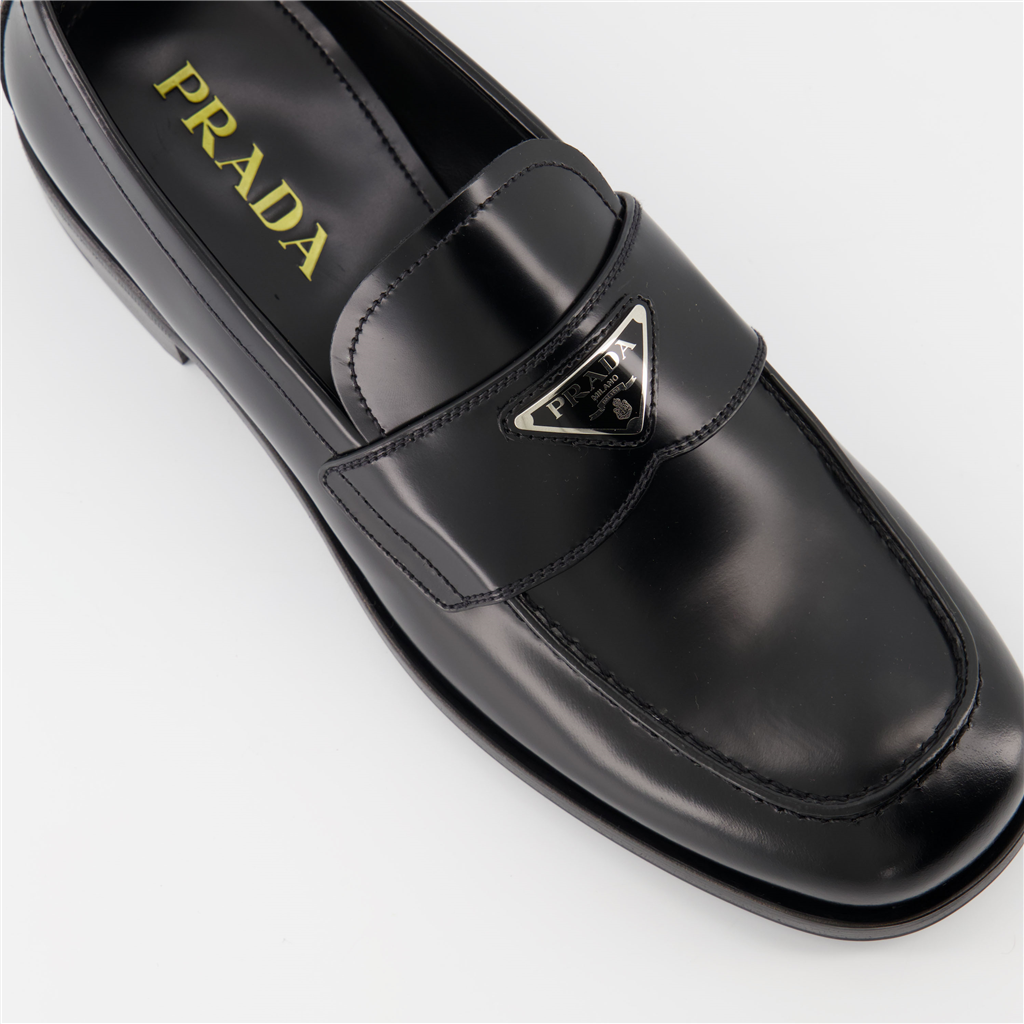 Mocassins Mocassins à logo triangle Prada Noir Homme