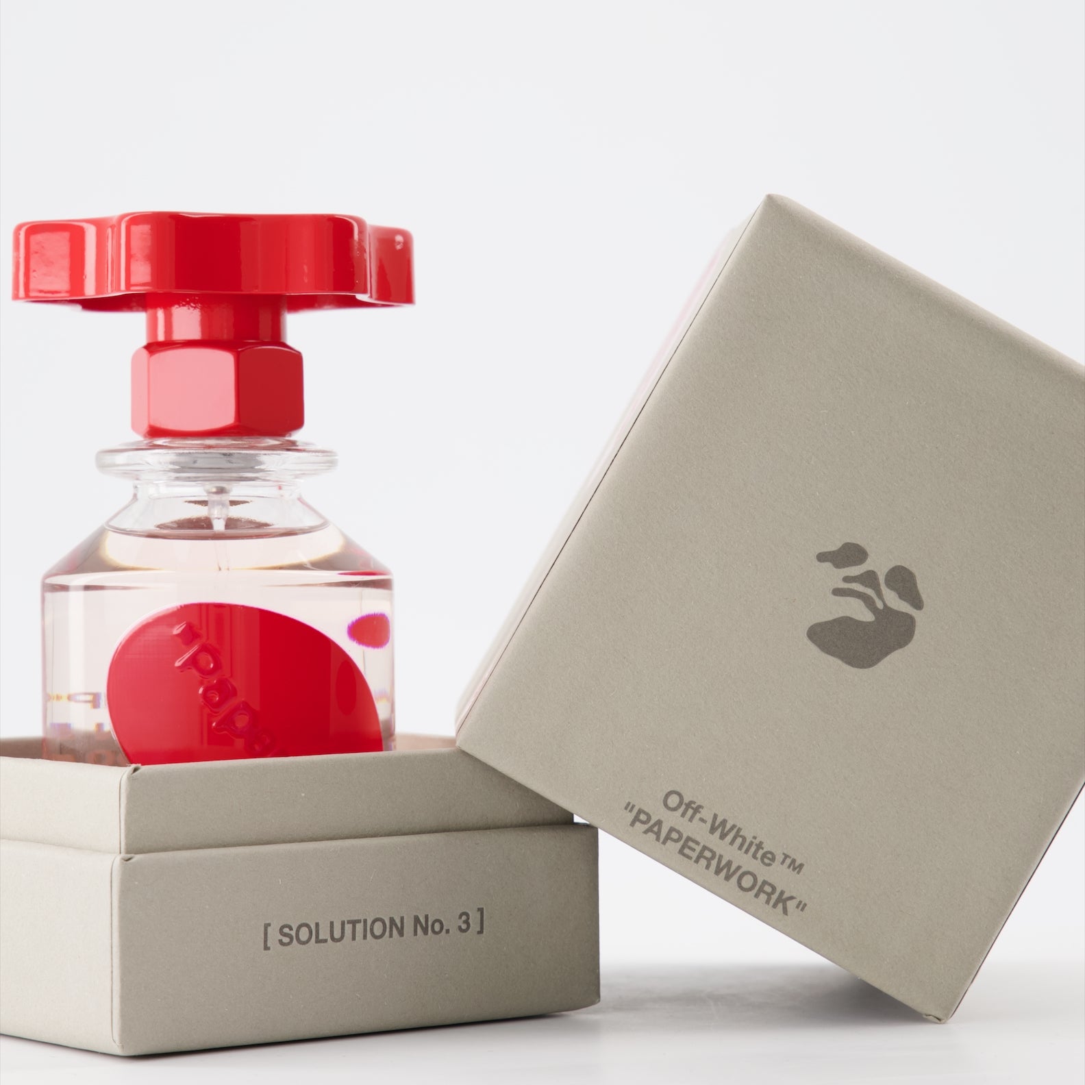 Lifestyle Perfume Solution No. 3 Off-White Red Unisex