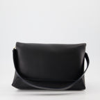 Pochette Chain médium en cuir noir
