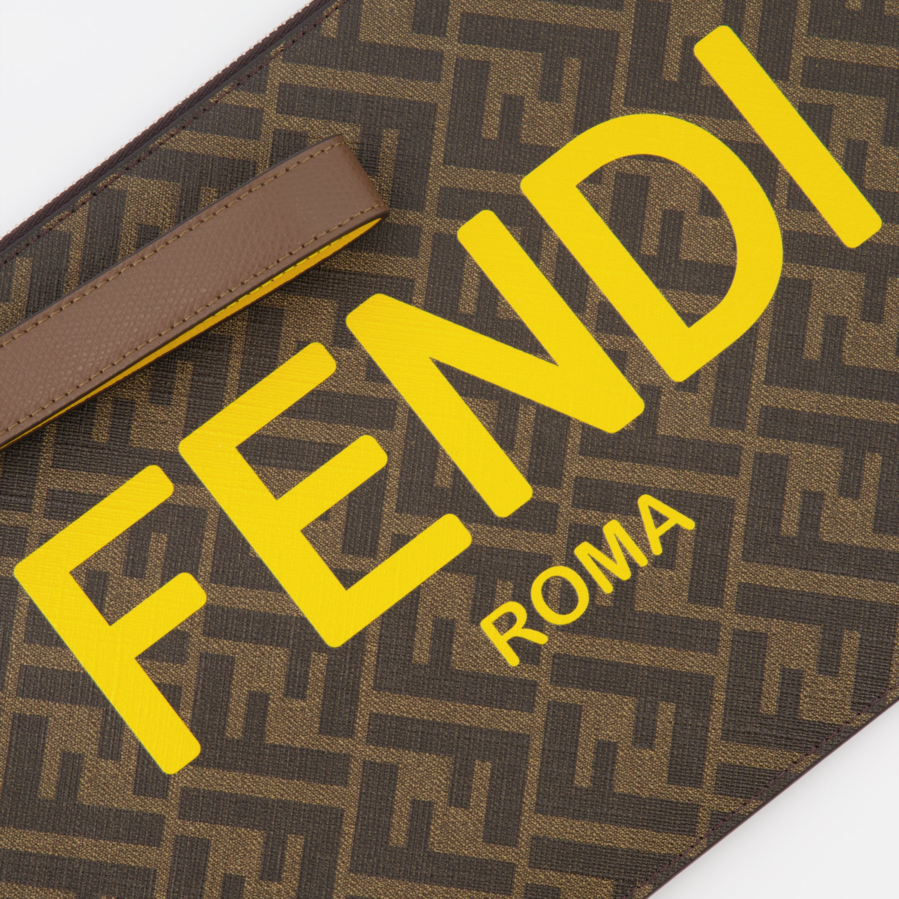 Bolsitas Pochette plate Fendi Marrón Homme