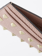 Pequenos artigos de couro Porte-cartes Rockstud Valentino Garavani Bege Femme