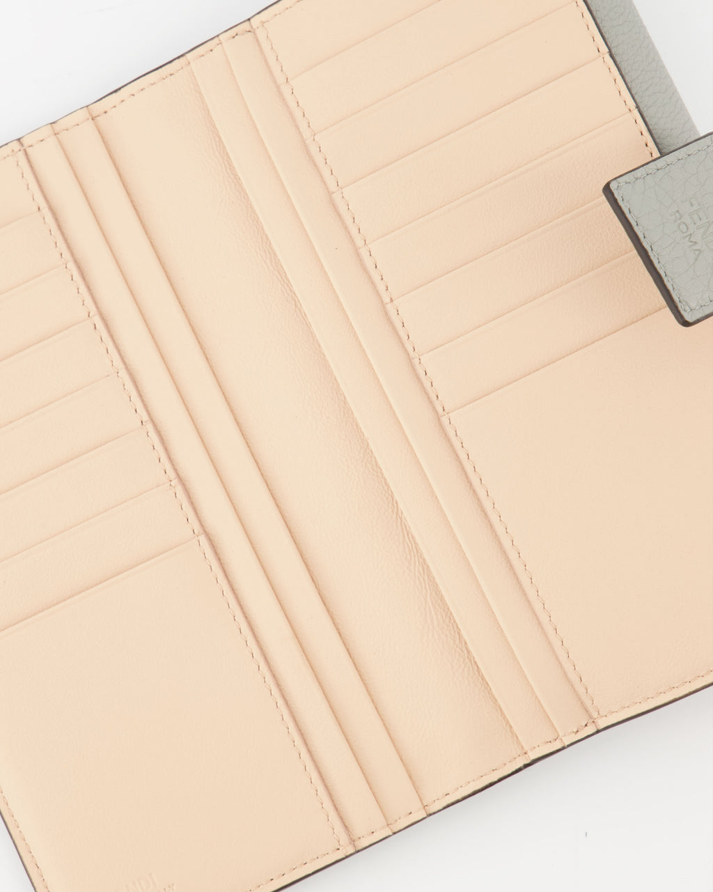 Pequeños artículos de cuero Portefeuille continental Fendi Gris Femme