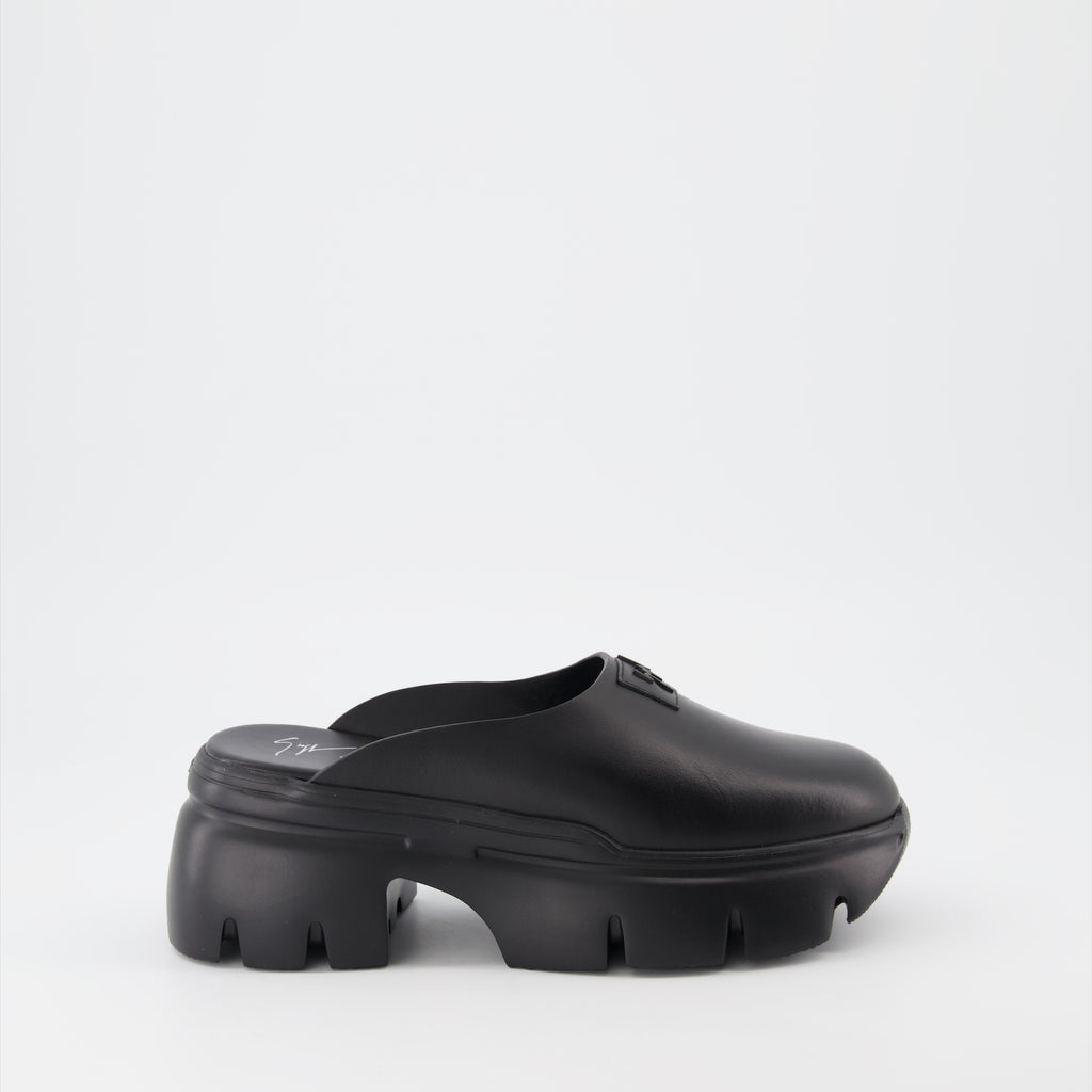 オープントゥシューズ サボ アポカリプス Giuseppe Zanotti 黒 女性