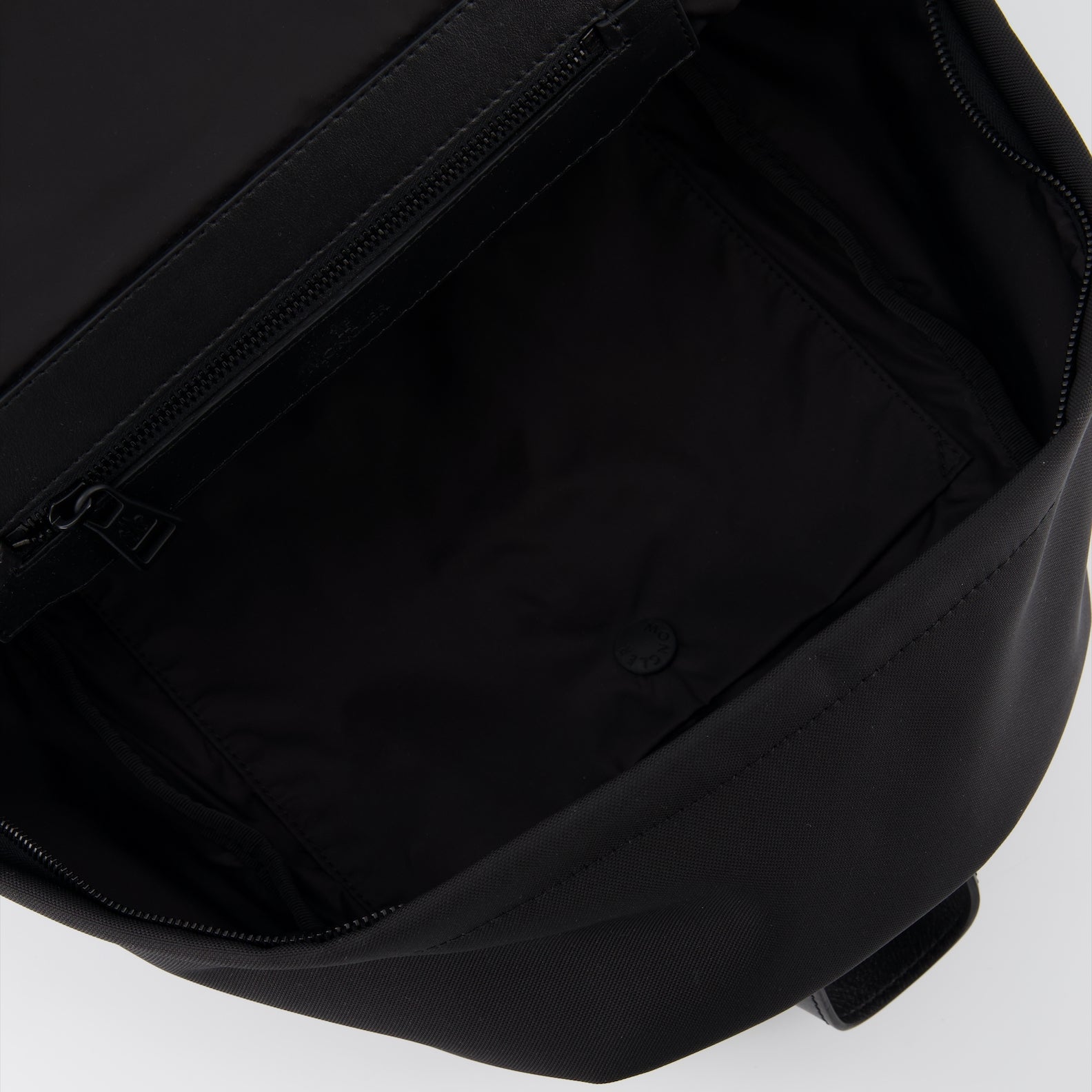 백팩 Sac à dos Pierrick Moncler 검은색 Homme