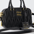 Sacs à main et épaule Sac en cuir nappa Miu Miu Noir Femme