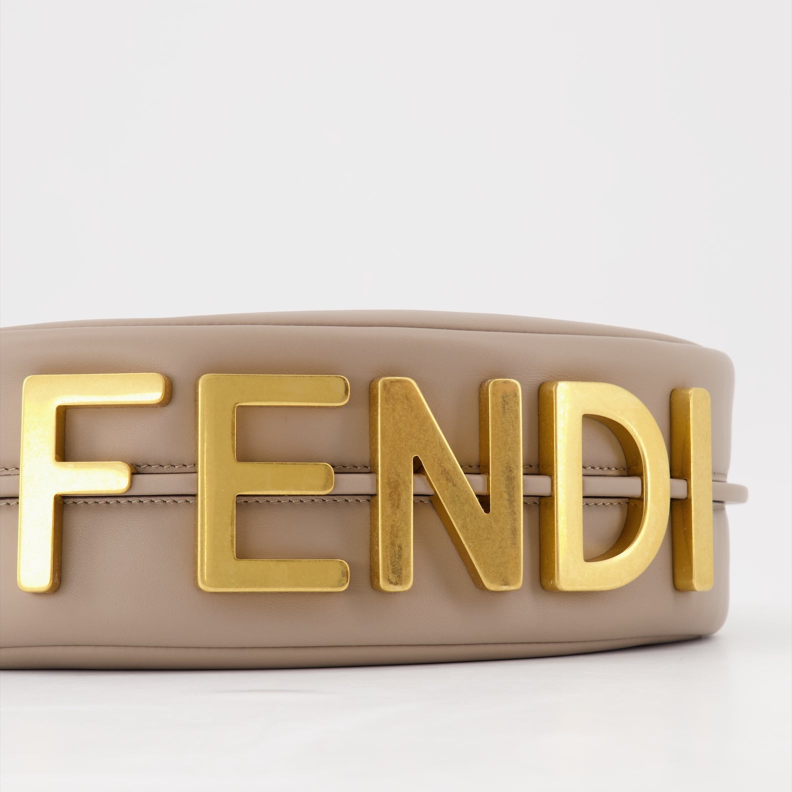 Handtaschen und schultertaschen Sac Fendigraphy Fendi Beige Femme