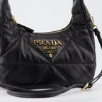 Bolsos de mano y al hombro Sac hobo Prada Negro Femme