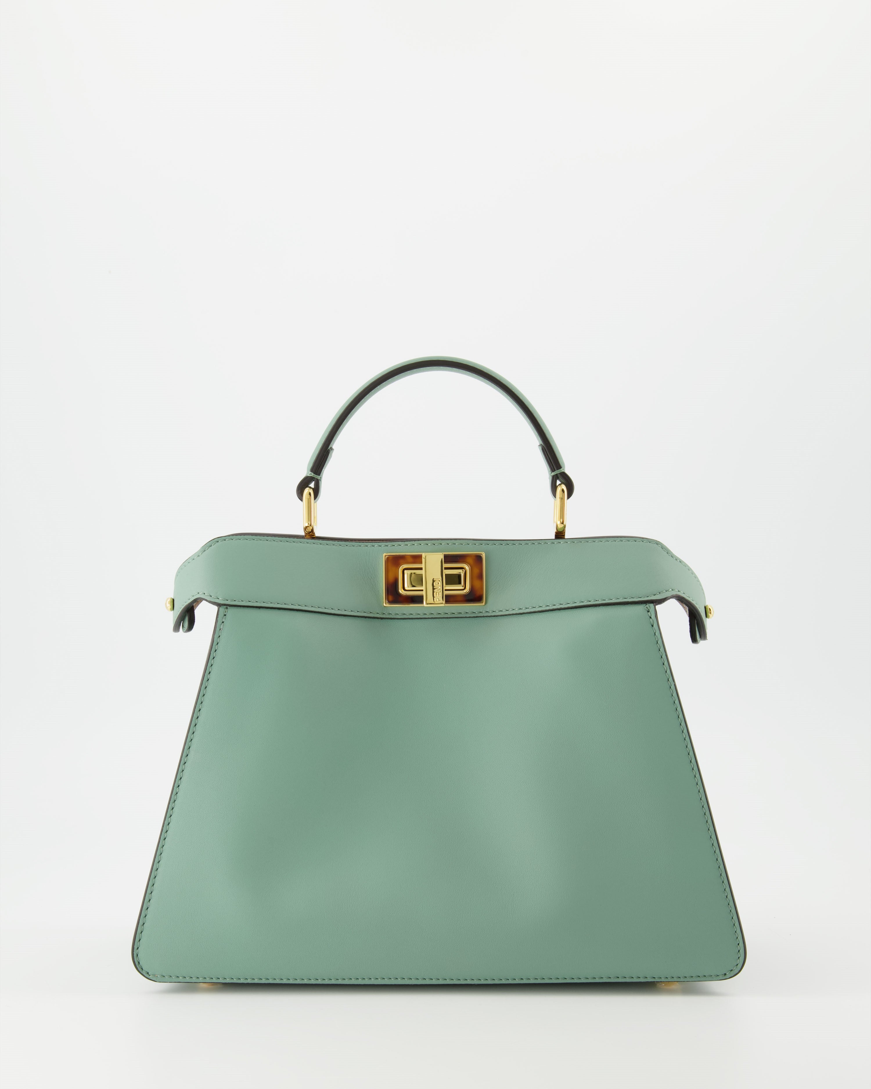 Peekaboo bag