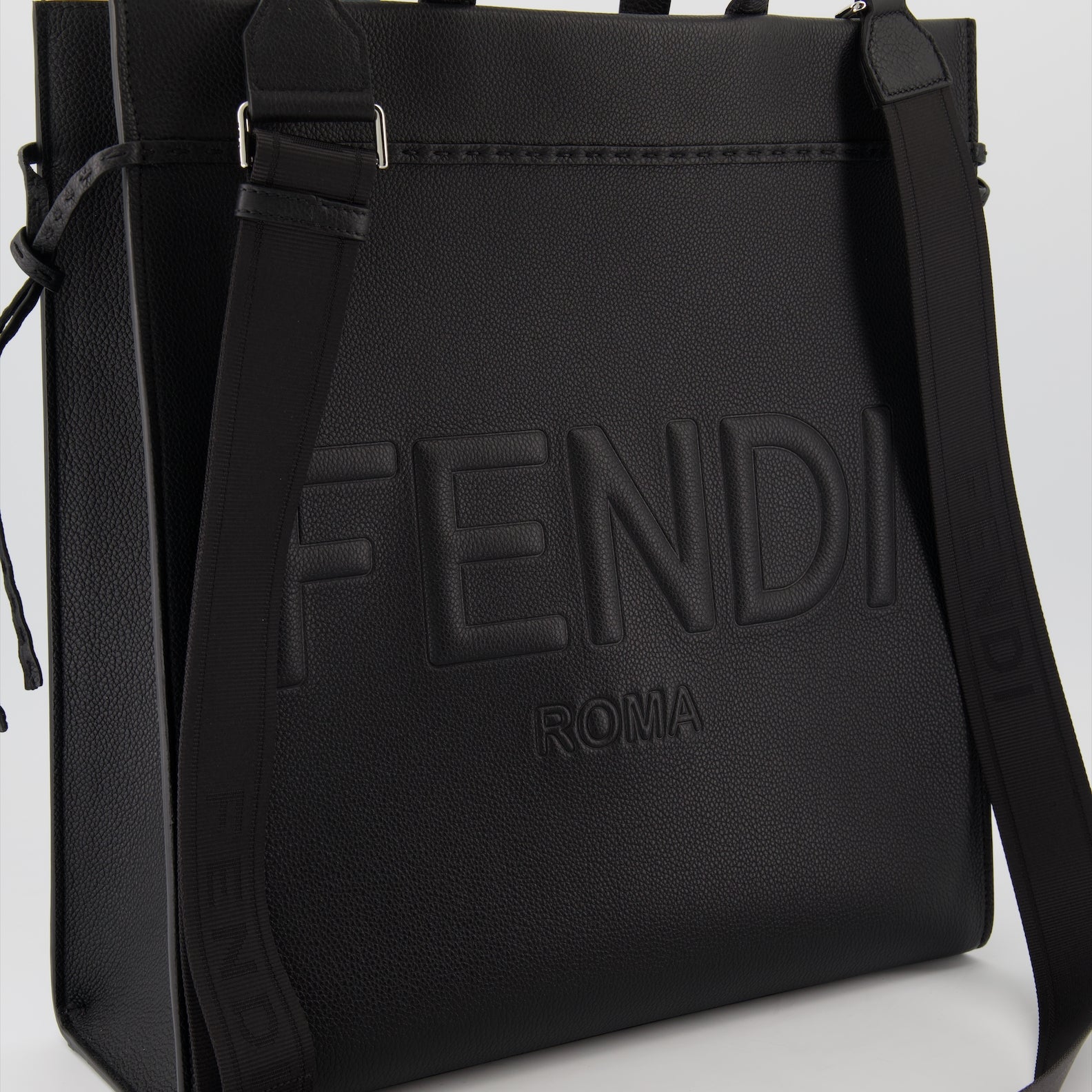 토트백 Sac Shopping Go To Fendi 검은색 Homme
