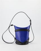 Sacs seau Sac The Curve Alexander McQueen Bleu Femme