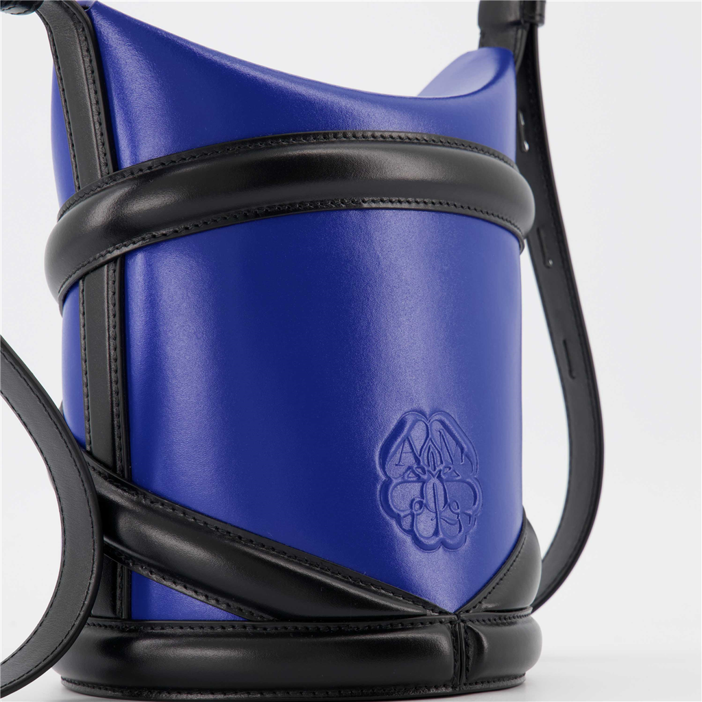 Sacs seau Sac The Curve Alexander McQueen Bleu Femme