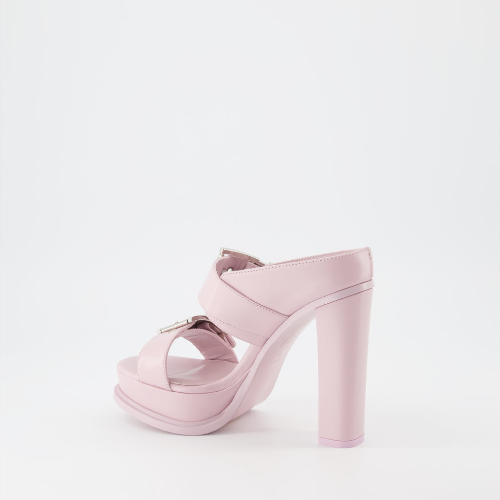 Sandales à boucles et plateformes roses
