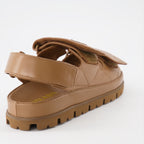 Offene schuhe Sandales en cuir Prada Braun Femme