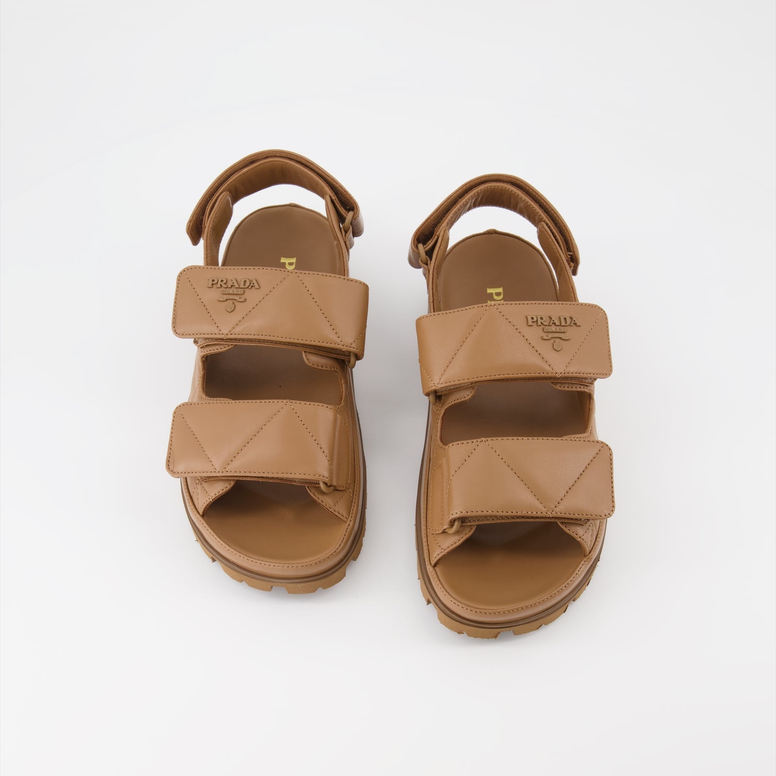 Offene schuhe Sandales en cuir Prada Braun Femme