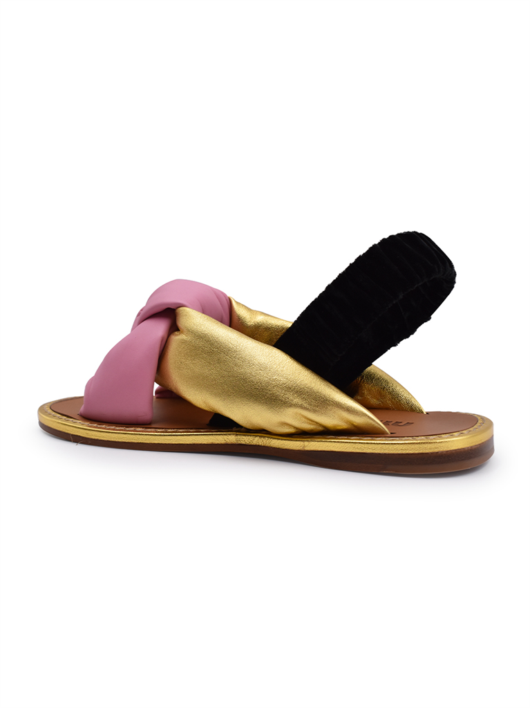 Baskets Sandales nouées Or Miu Miu Doré Femme