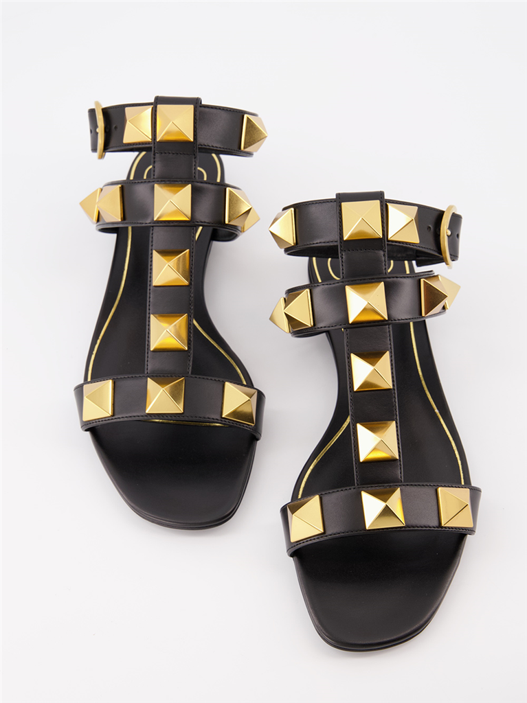 Chaussures ouvertes Sandales Romanstud Valentino Garavani Noir Femme
