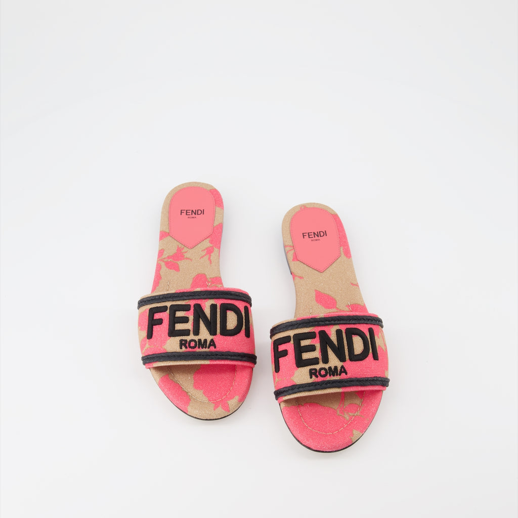 オープントゥシューズ シグネチャーサンダル Fendi ピンク 女性